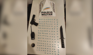 Operação resulta em prisão em flagrante e apreensão de drogas e armas no bairro Santa Rita. Foto = reprodução Polícia Militar.