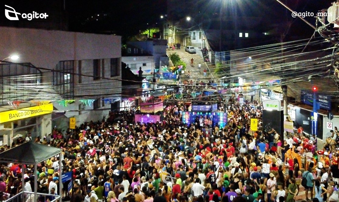 Blocos sonorizados garantiram a animação dos foliões. Foto = Agito Mais.