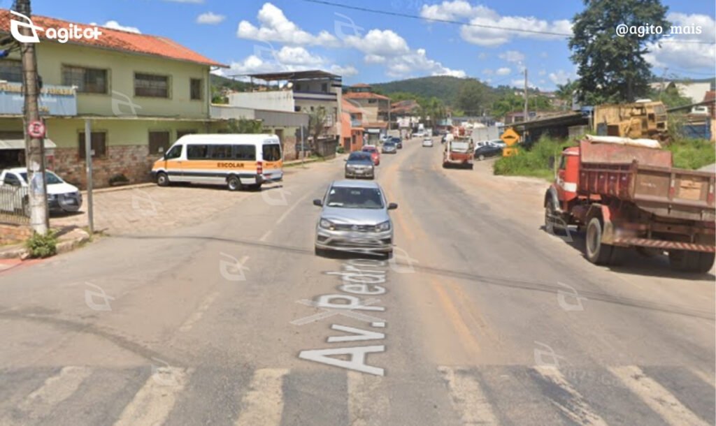 Ação policial no bairro Metalúrgico resulta na apreensão de entorpecentes, munições e celulares; dois indivíduos foram detidos. Foto — meramente ilustrativa/Google Maps.