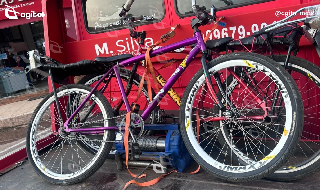 Jovem desobedeceu orientações da guarda e tentou fugir pela contramão após empinar bicicleta entre pedestres. Foto — Guarda Municipal de Itabirito.