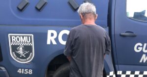 Ação rápida da Guarda Civil Municipal resulta na detenção de suspeito após denúncia direta na praça da estação. Foto — Guarda Municipal de Itabirito.