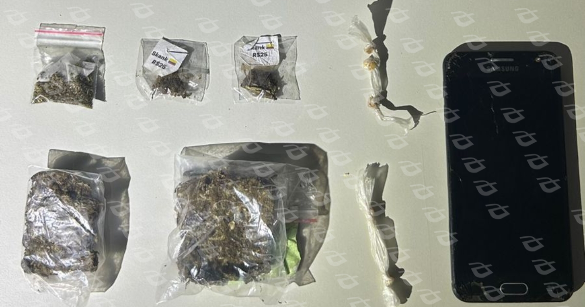 Terceira apreensão de menor em ponto crítico de tráfico em Itabirito. Foto — Polícia Militar.