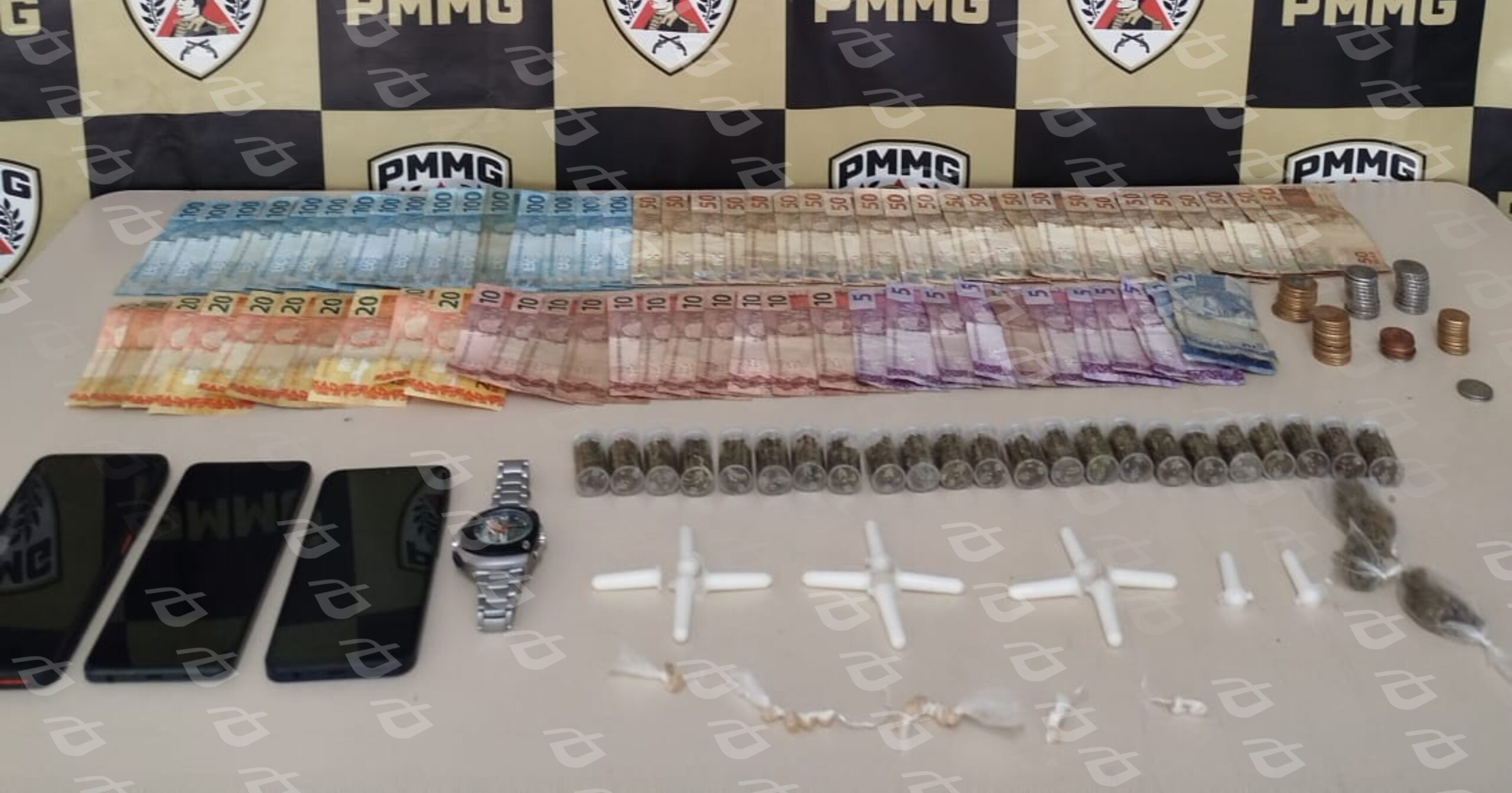 Ação policial em Itabirito desarticula esquema de tráfico com adolescentes atuando em funções distintas. Foto — cedida ao Agito Mais.