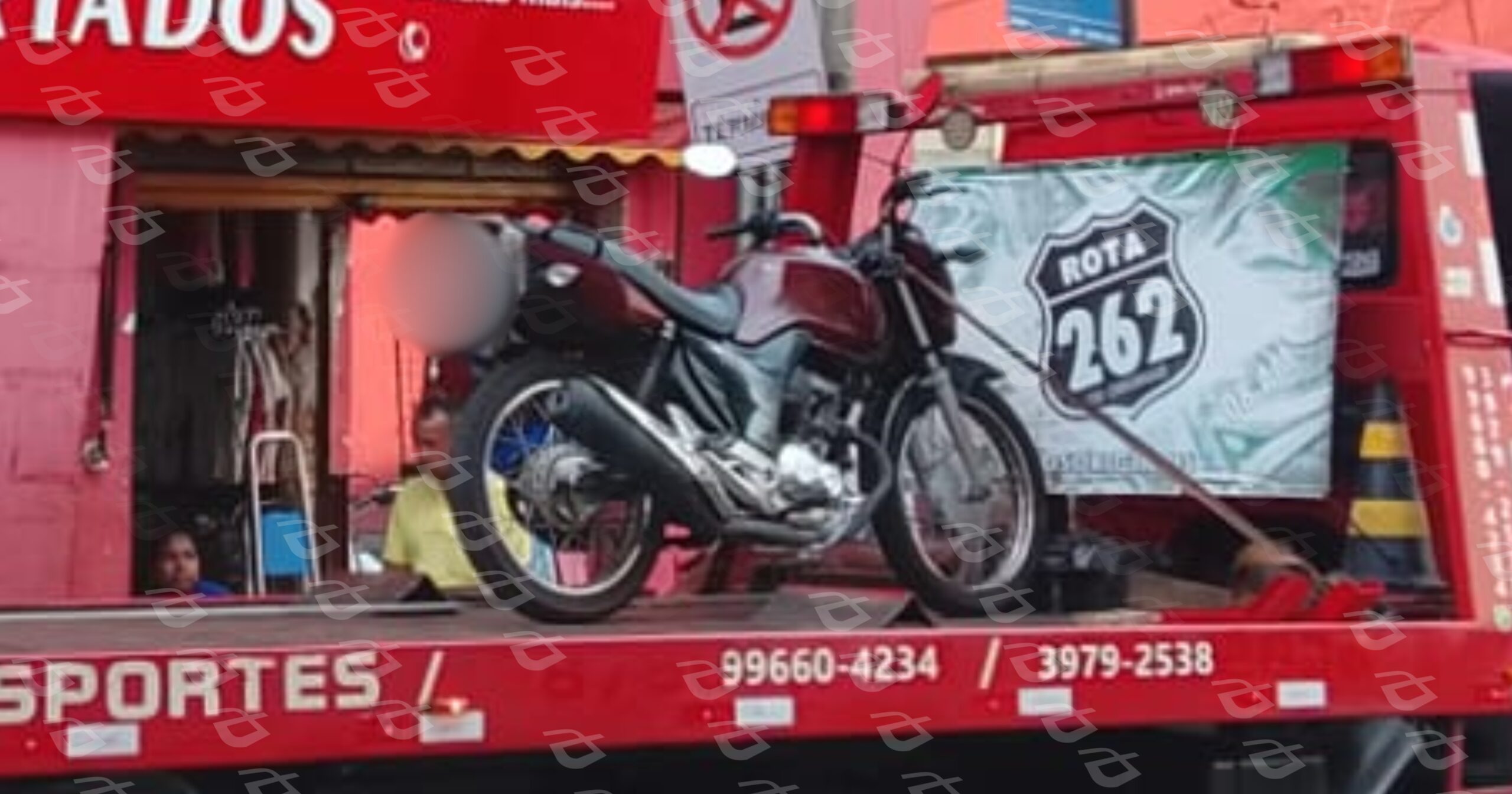 Fiscalização de trânsito em Itabirito termina com remoção de veículo e detenção de condutor. Foto — cedida ao Agito Mais.