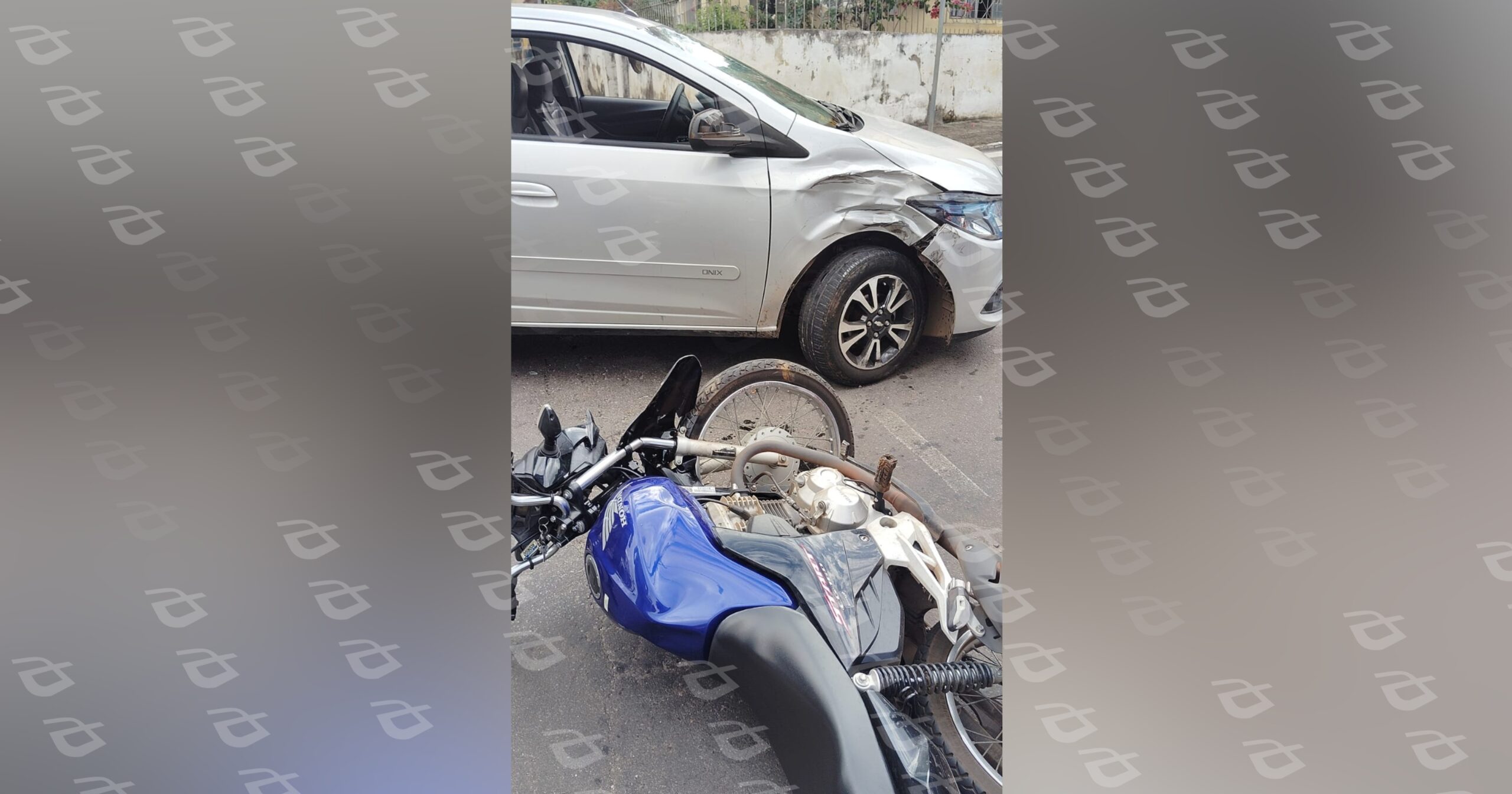 Acidente ocorreu por volta das 15h20 no cruzamento da rua da UBS com Capitão Antônio Marques, mobilizando equipes da 1ª Ala Operacional. Foto — cedida ao Agito Mais.