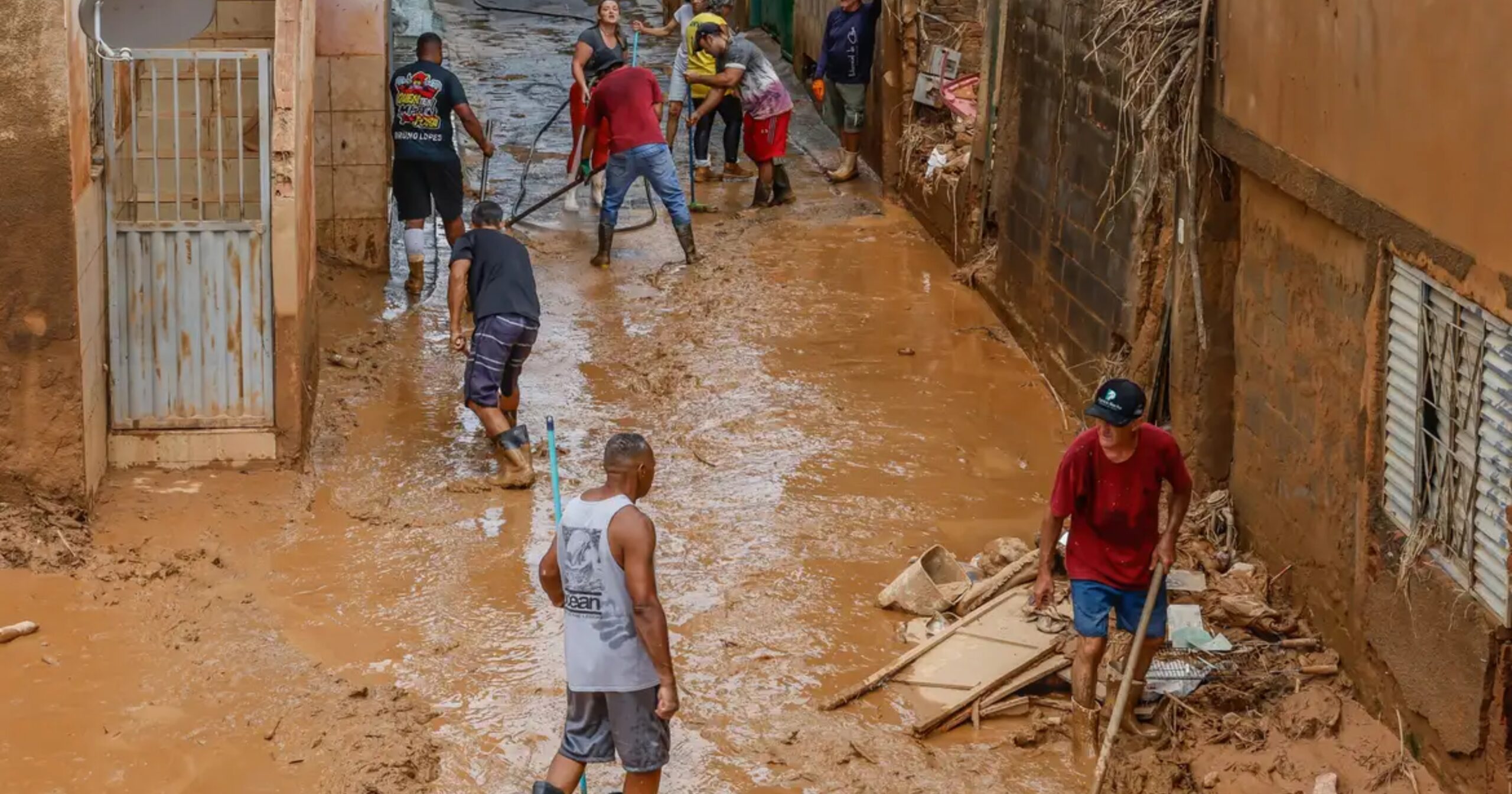 Medidas emergenciais e apoio econômico para cidades da Zona da Mata. Foto — Tânia Rego/Agência Brasil.