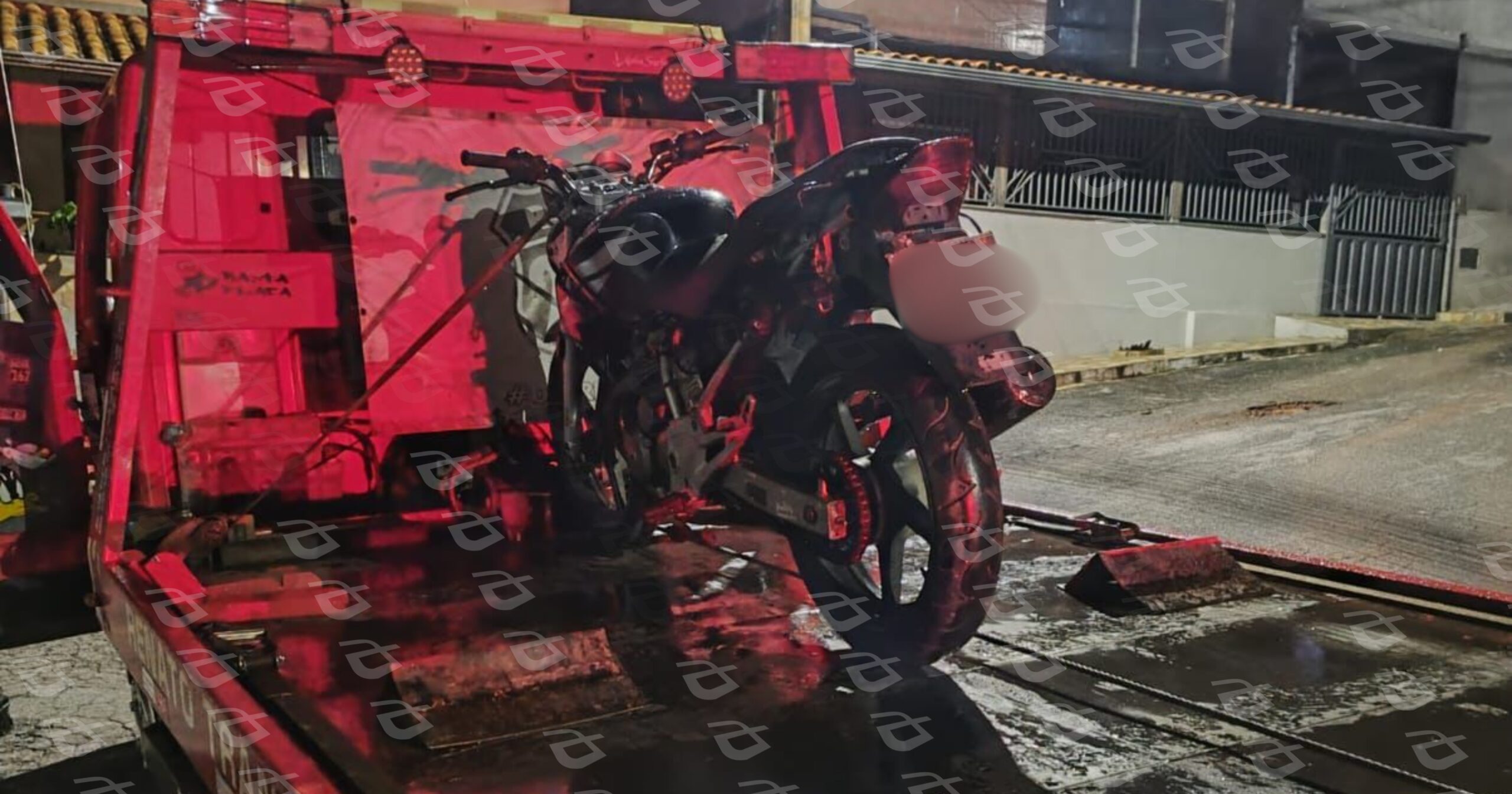 Ação policial resulta na apreensão de veículo com registro de roubo em bairro de Itabirito. Foto — cedida ao Agito Mais.