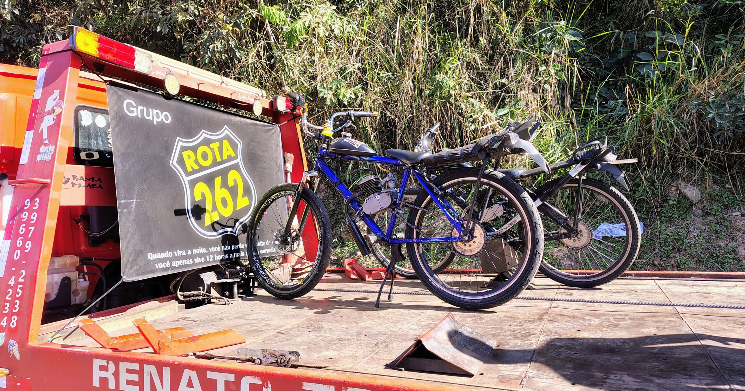 A ocorrência terminou com o recolhimento de dois veículos após a fiscalização constatar condições incompatíveis com as exigências previstas para circulação nas vias públicas. Foto — Guarda Municipal de Itabirito.