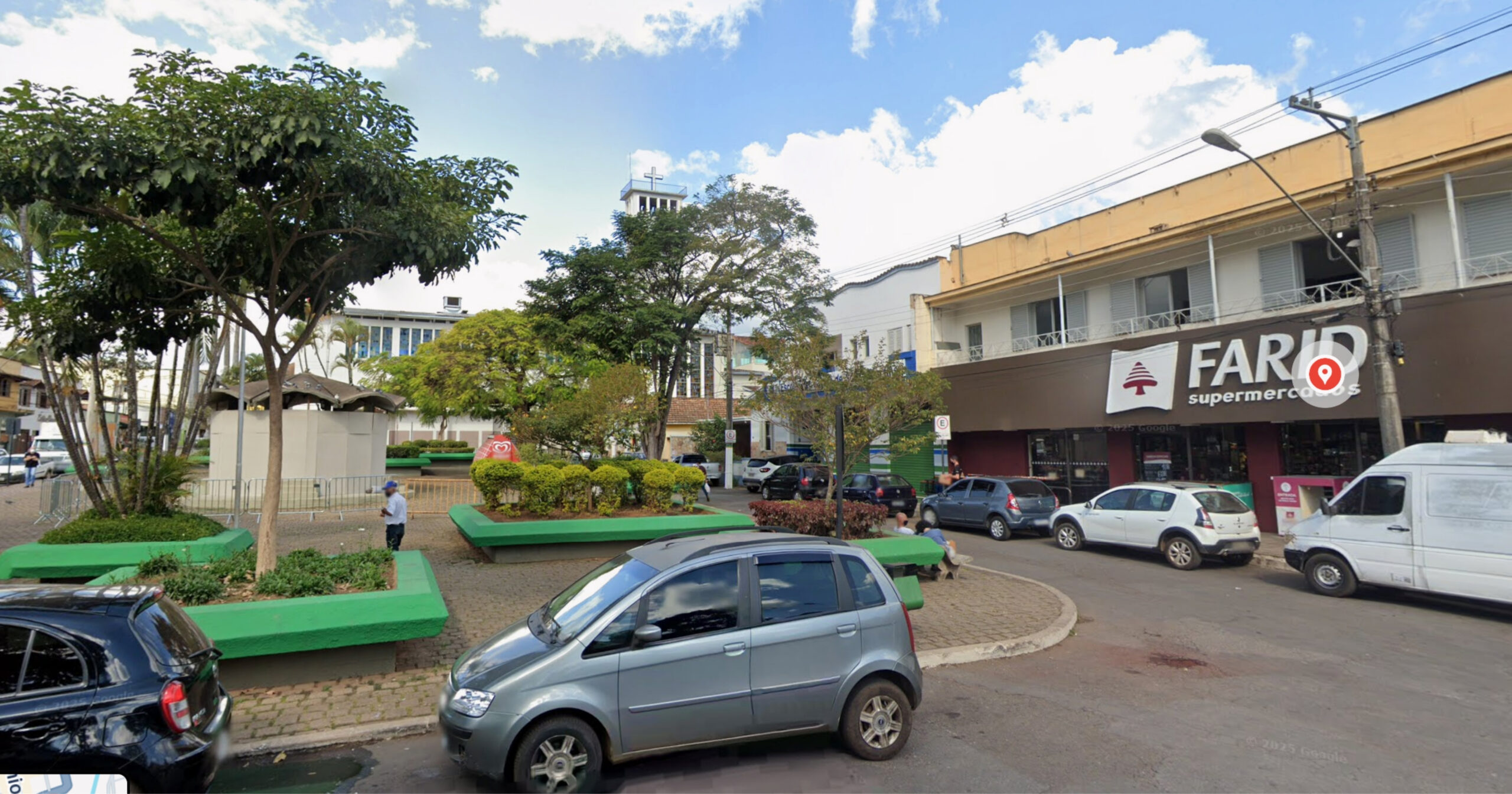 Iniciativa busca agilizar a contratação e oferece possibilidades de desenvolvimento profissional por meio da Universidade Farid e do programa Bora Crescer. Imagem — Google Maps.
